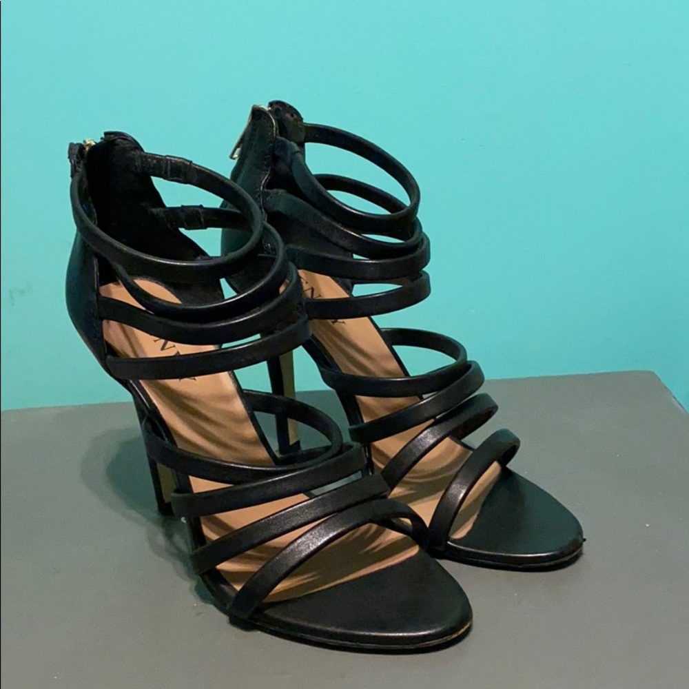 RENVY leather strappy heeled leather black sandals